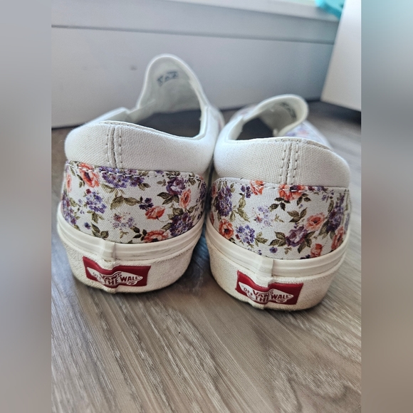 Vans Floral Slip Ons - Picture 4 of 4